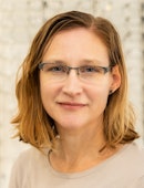 Dr Kristin  Larson
